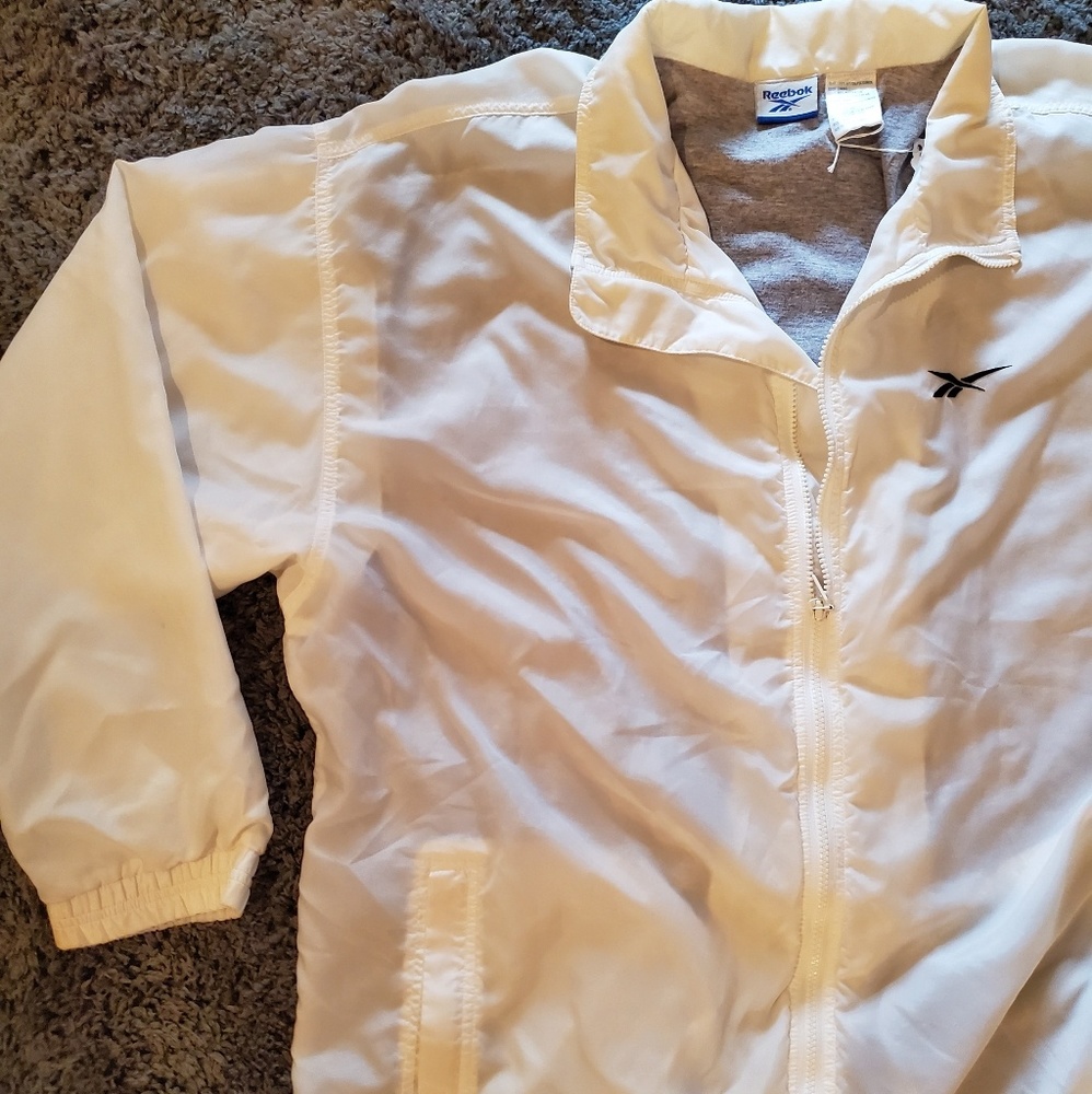 Reebok windbreaker full zipper size XL